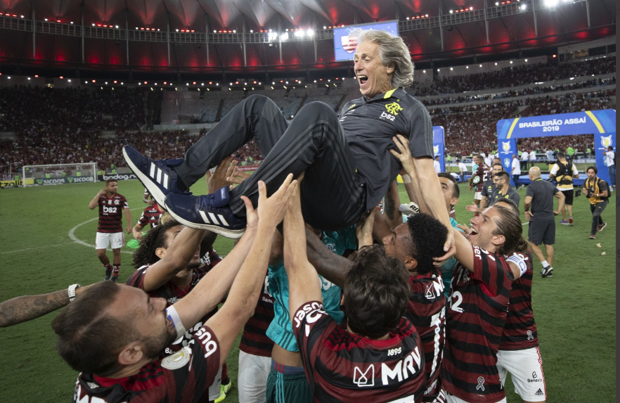  南美洲解放者杯小组赛冷门迭爆黑马球队突围成功