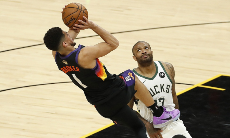  字母哥暴扣统治内线，雄鹿轻取魔术获连胜