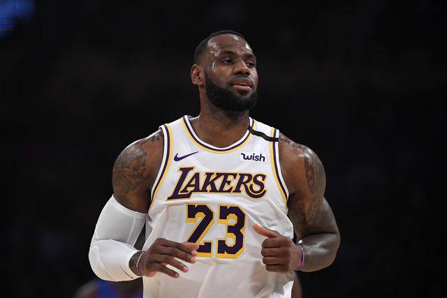  加林硬地奔袭，贝尔格莱德站跨赛季豪取十连胜