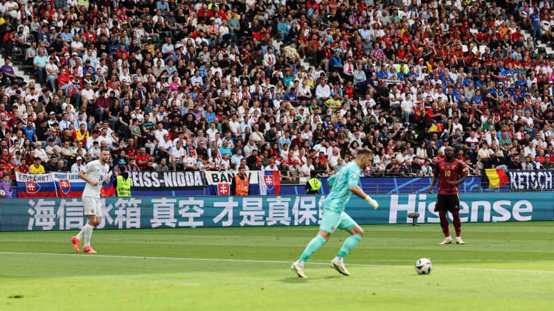 防守反击成关键,弱旅爆冷胜豪强