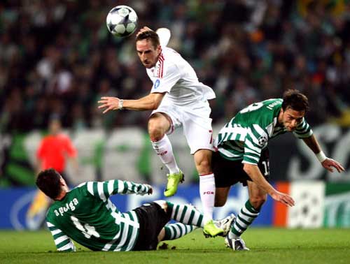  德甲射手王争霸，莱万梅开二度助拜仁