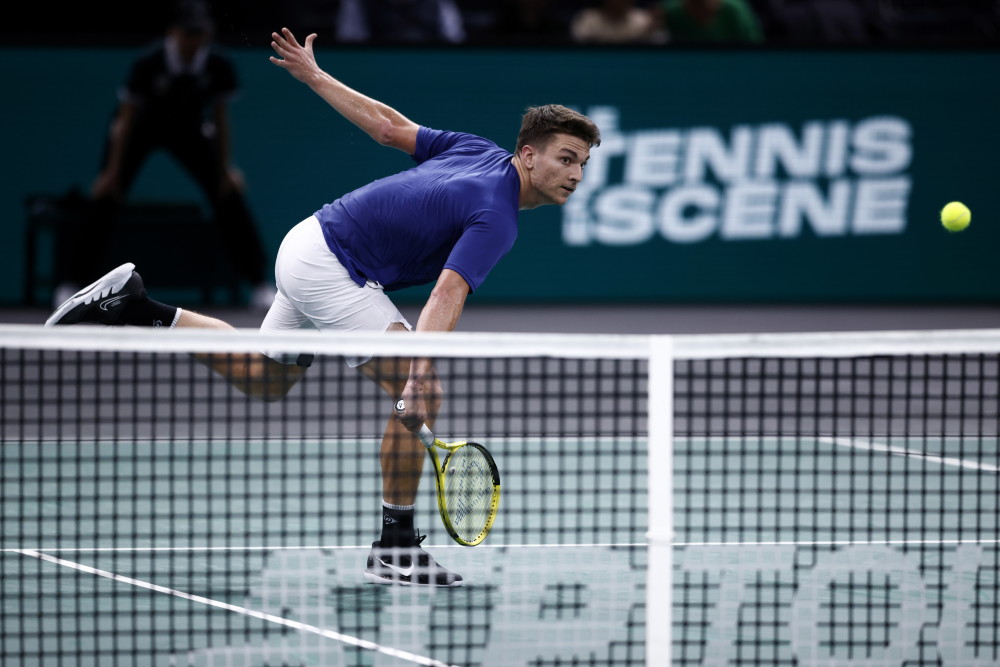  凯茨曼诺维奇发球上网组合拳见成效