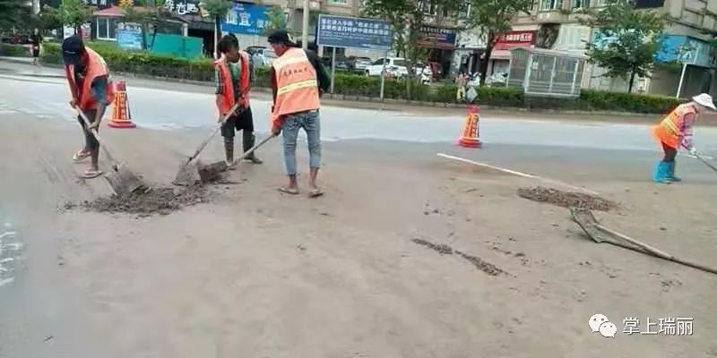  三分雨倾盆而下，外线火力全开碾压对手